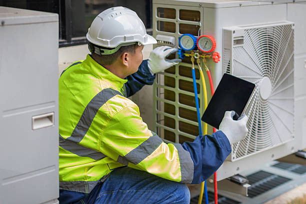 Professional Hvac technician working in Morristown, NJ